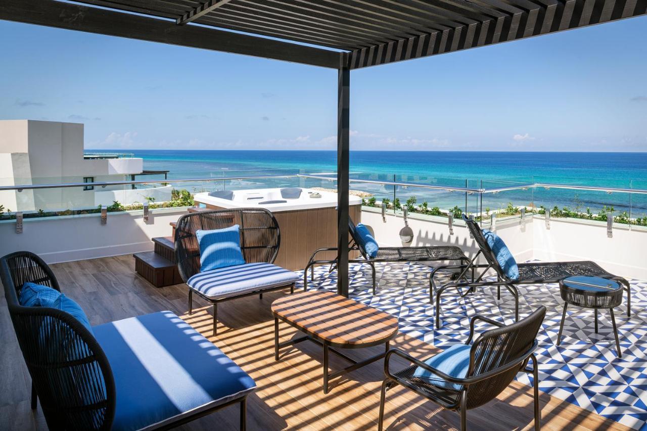 Hotel Ocean Eden Bay (Adults Only) Spring Rises Exterior foto Rooftop at the Hotel