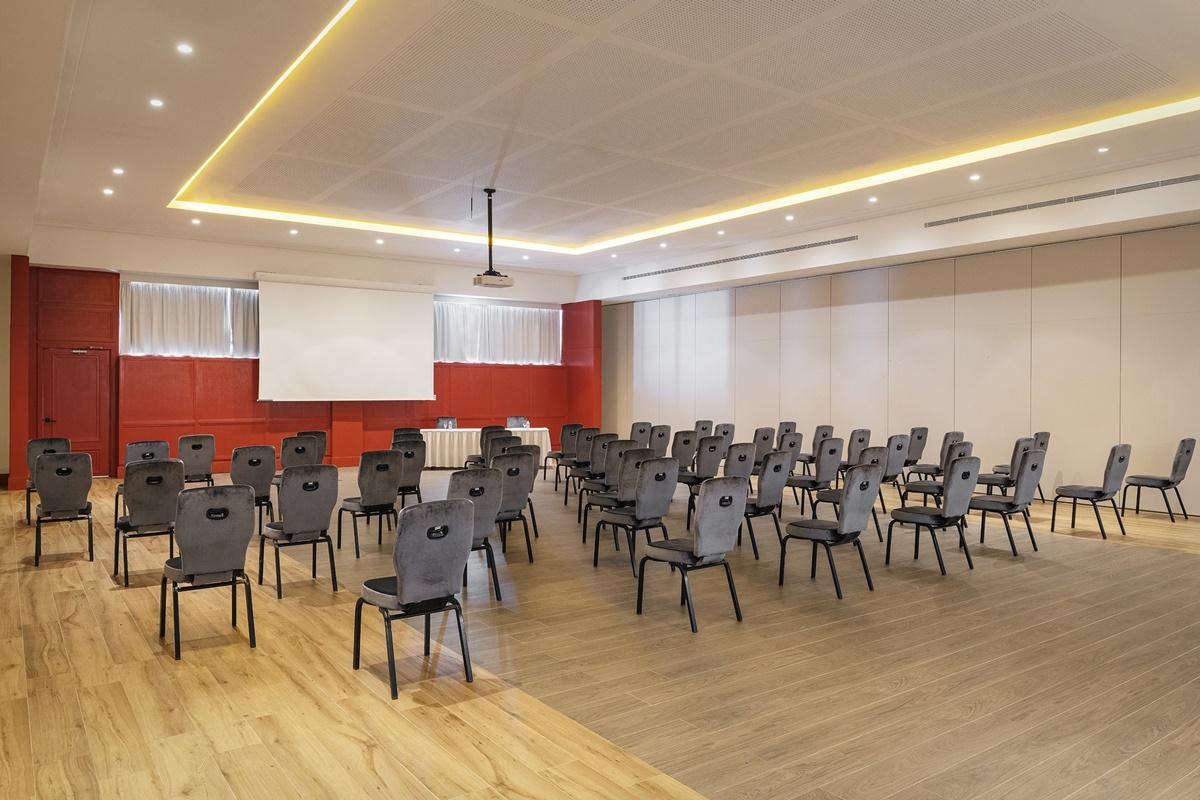 Hotel Ocean Eden Bay (Adults Only) Spring Rises Exterior foto Meeting room